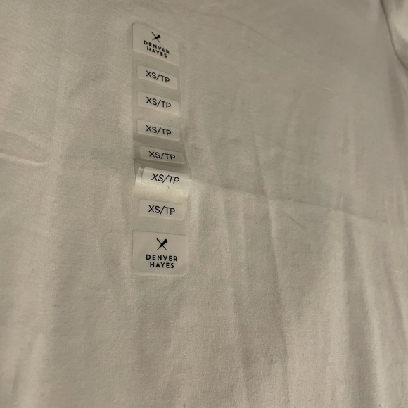 White T-shirt - Picture 10 of 11